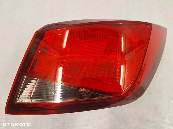 Seat Leon III kombi lampa prawa tył 5F9945096 - 1