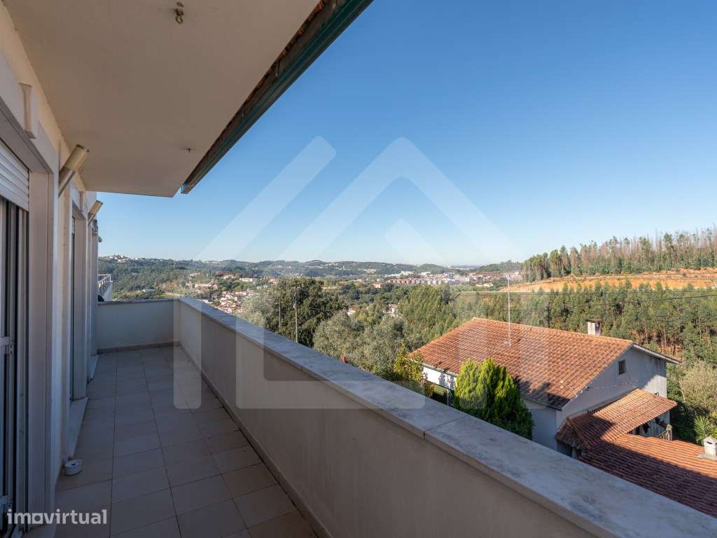 Apartamento T2 com sótão | Ceira-18