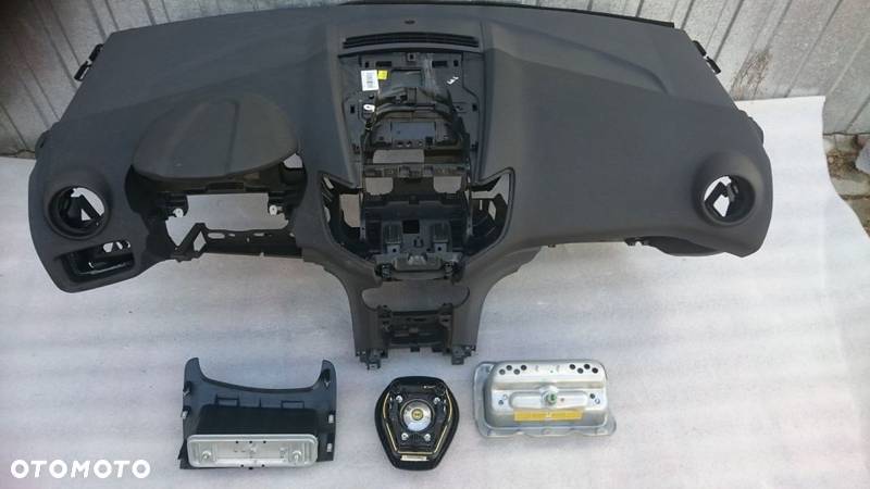 FORD FIESTA MK7 KONSOLA PULPIT AIRBAG DESKA - 1