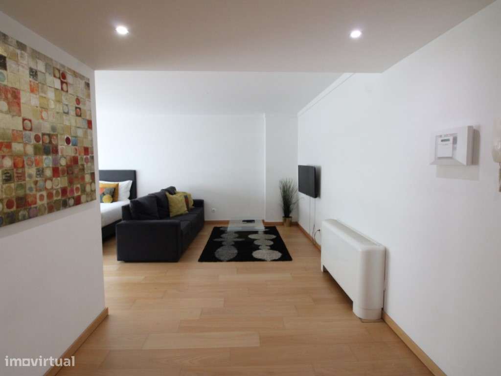 Excelente T1 com lugar de garagem no Edifício Panoramic - Parque da...-6