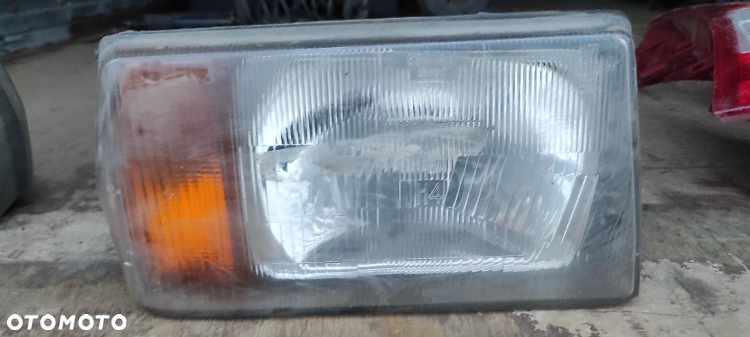 Lampa Przednia Prawa Lancia Delta I EU - 1
