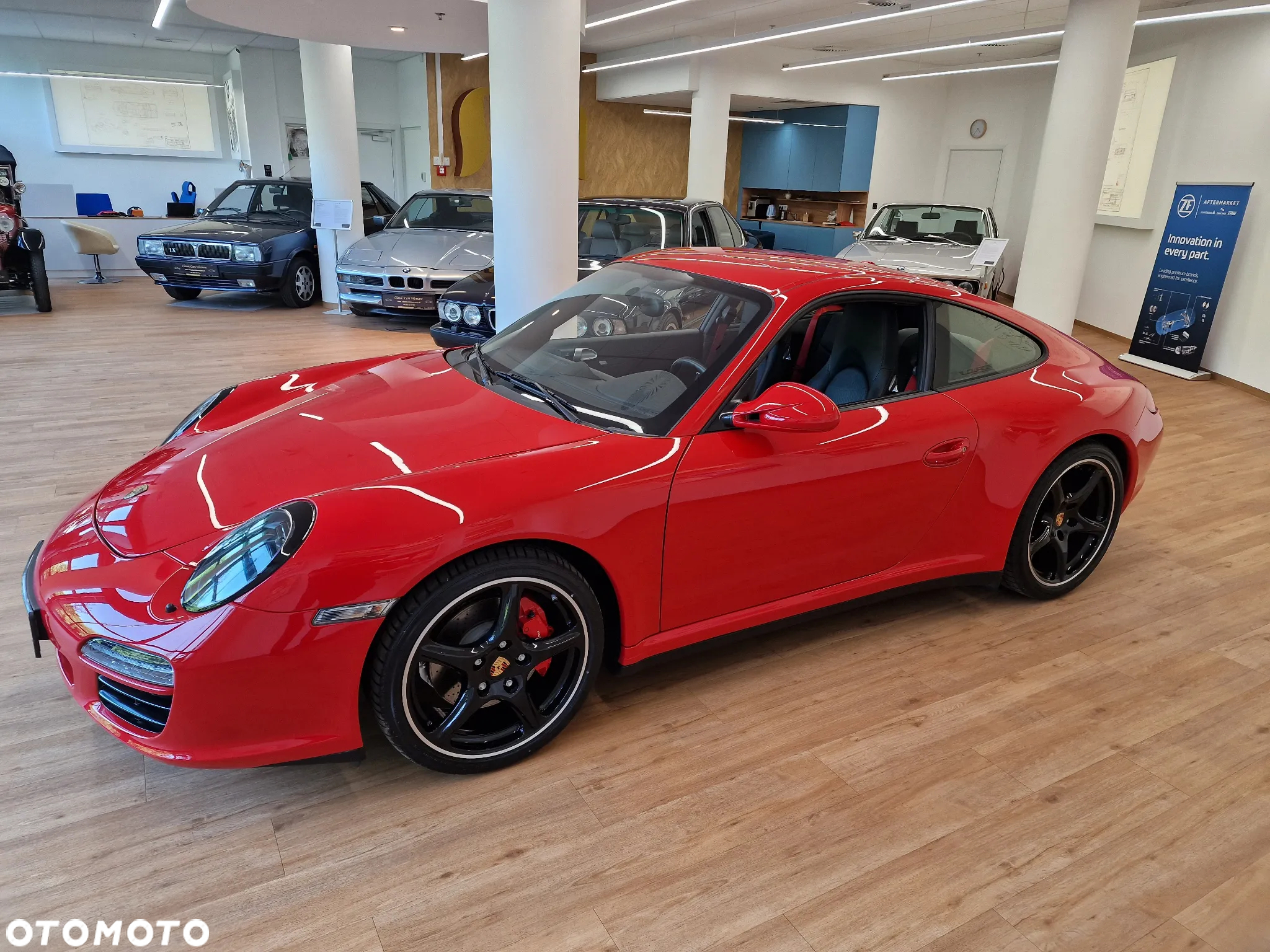 Porsche 911 Carrera 4S PDK - 4