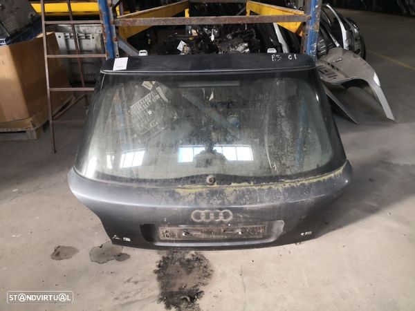 Tampa Da Mala Audi A3 (8L1) - 1