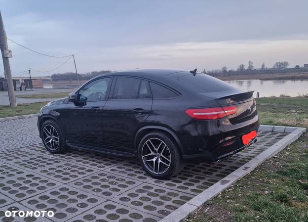 Mercedes-Benz GLE - 4