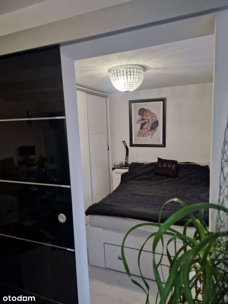 Kamienica w ścisłym centrum z trzema mieszkaniami - Pełny obrazek: 4/18