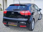 Kia Rio 1.4 Dream Team Edition - 13