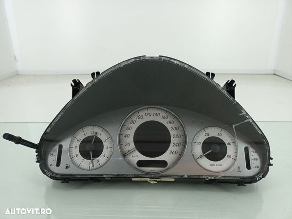 Ceas bord Mercedes-Benz E CLASS W211 646.961 EUR3 2003-2008  A2115405711 - 1