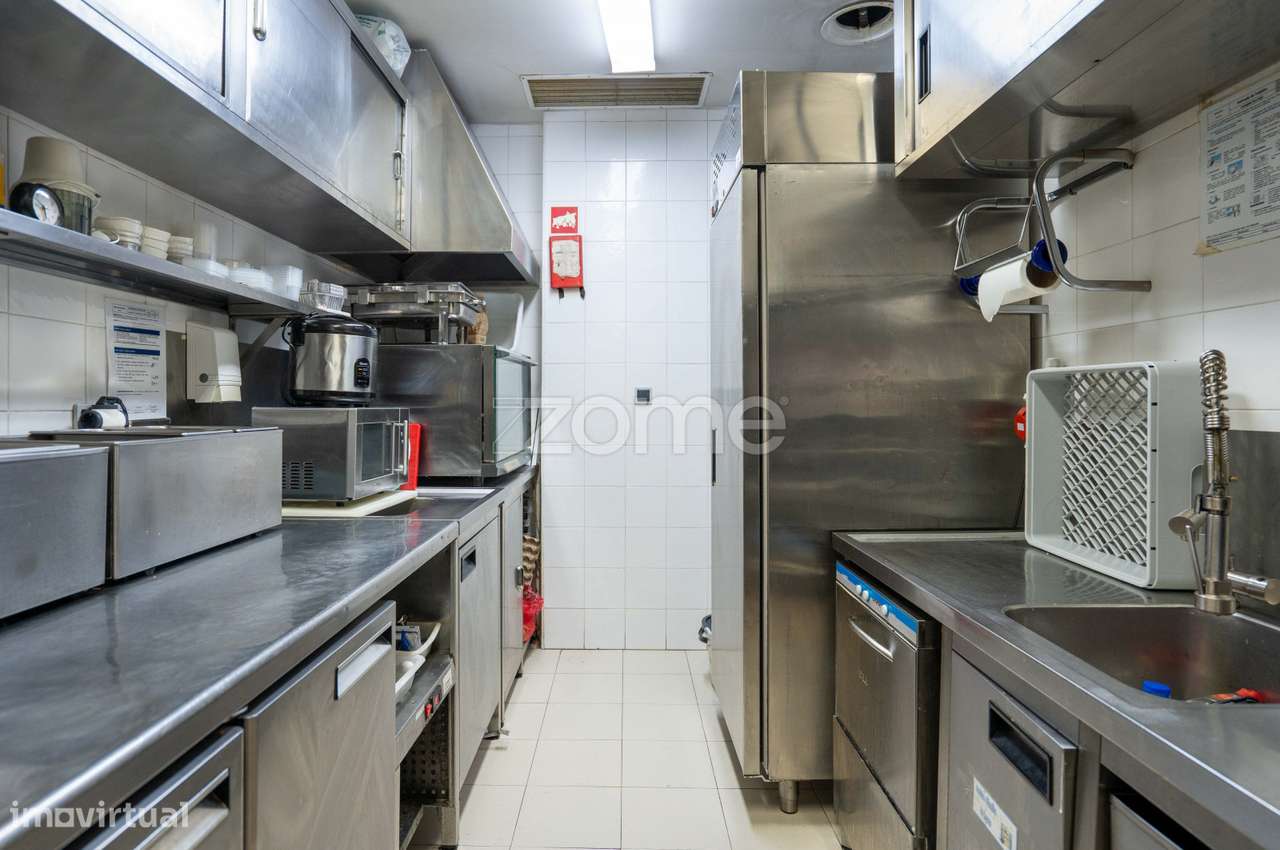 Espaço Comercial para Trespasse em Algés–Miraflores-17
