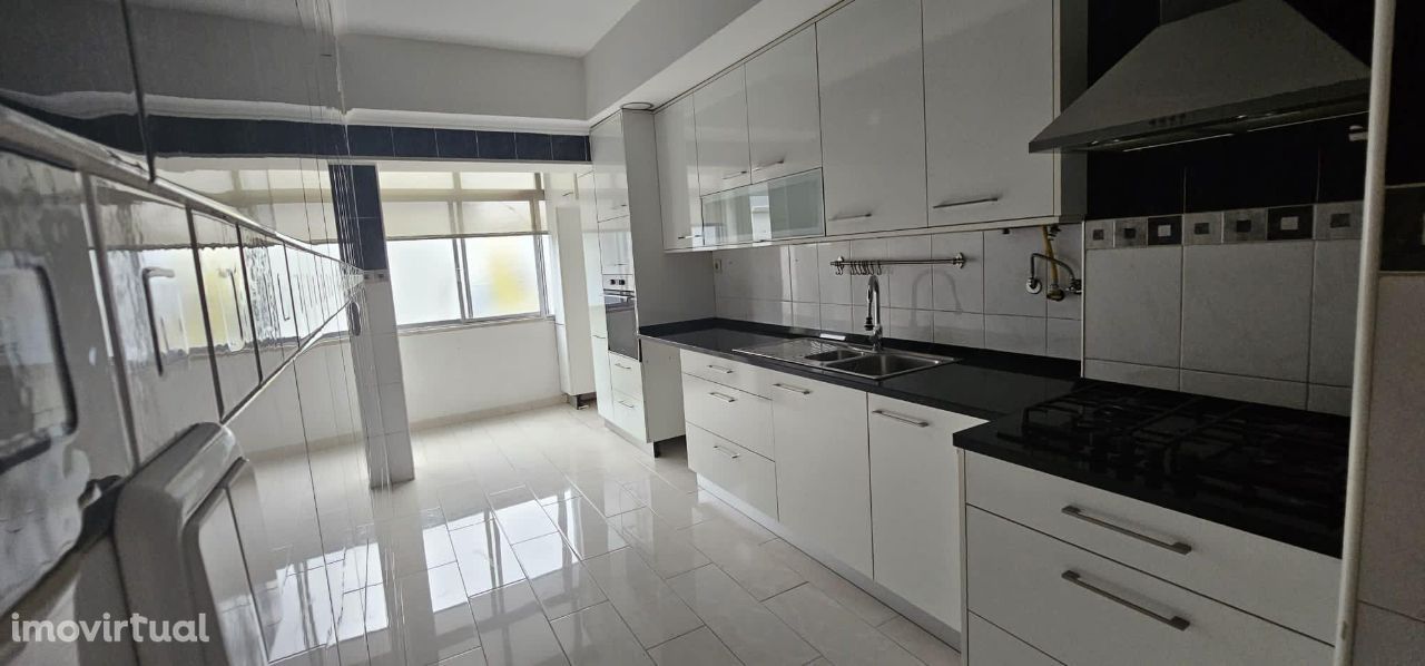 T2 Apartamento Corroios RESERVADO