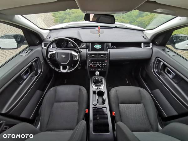 Land Rover Discovery Sport - 19