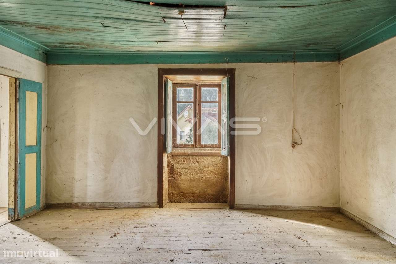 Moradia para Restaurar T0 Venda em Freiriz,Vila Verde-12