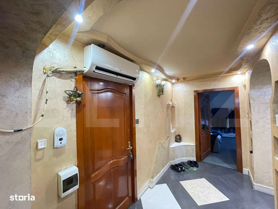 Apartament etaj 2,decomandat 85 mp,zona Liceul Energetic - Imagine principală: 3/5