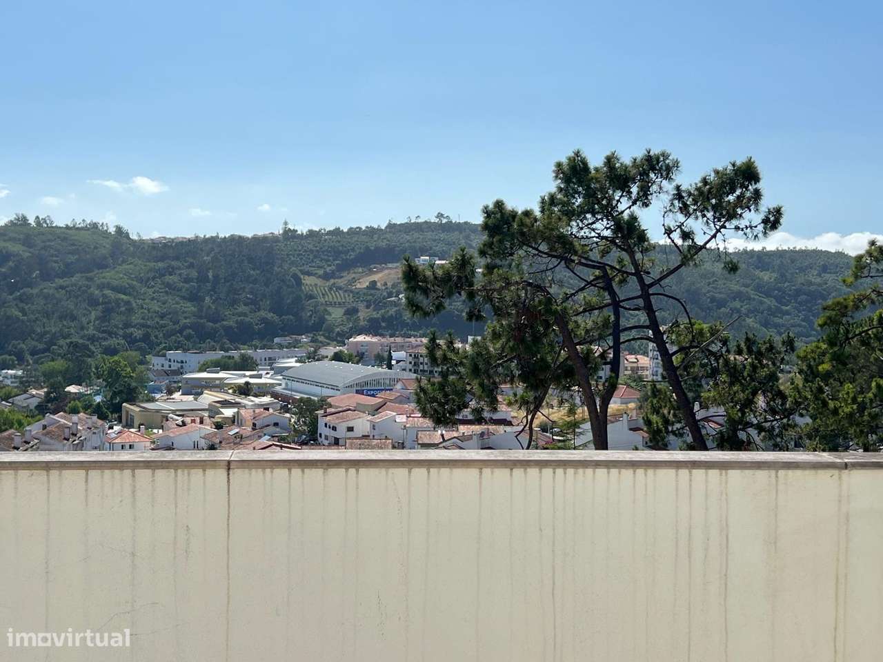 Duplex com Terraço, Garagem e Vistas Desafogadas | Alcobaça-29