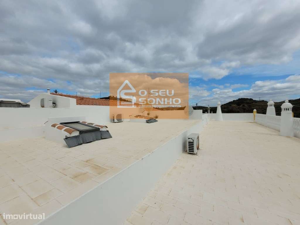 Moradia T3 com Terreno no Ameixial-23