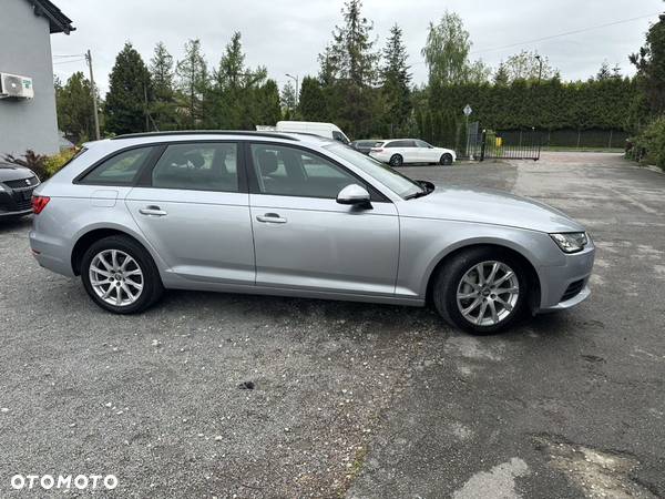 Audi A4 2.0 TDI S tronic - 5