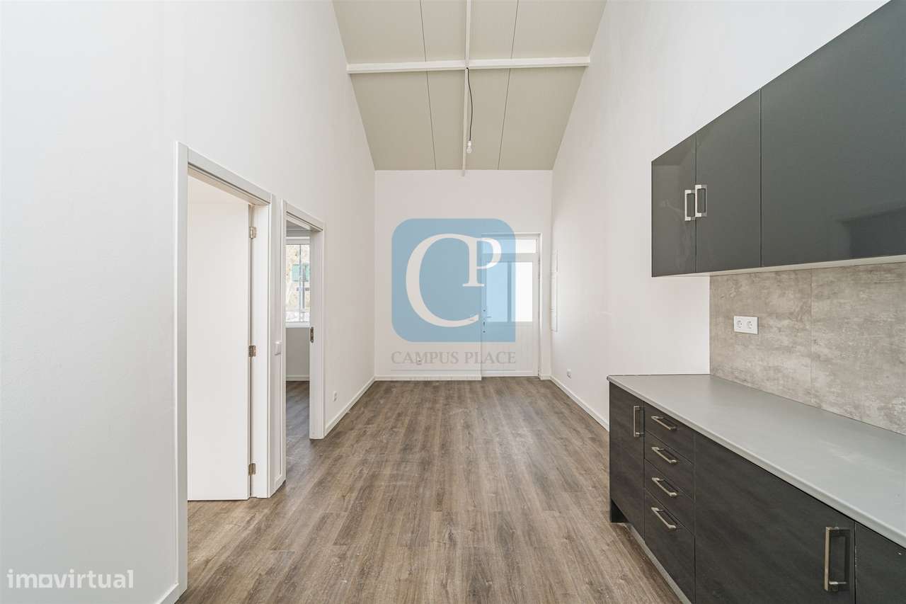 Moradia V2 remodelada em Paranhos, Porto - Grande imagem: 3/18