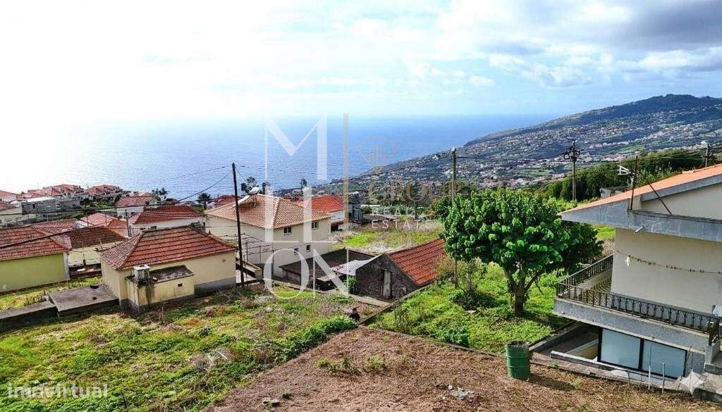 Propriedade no Arco da Calheta para recuperar-35