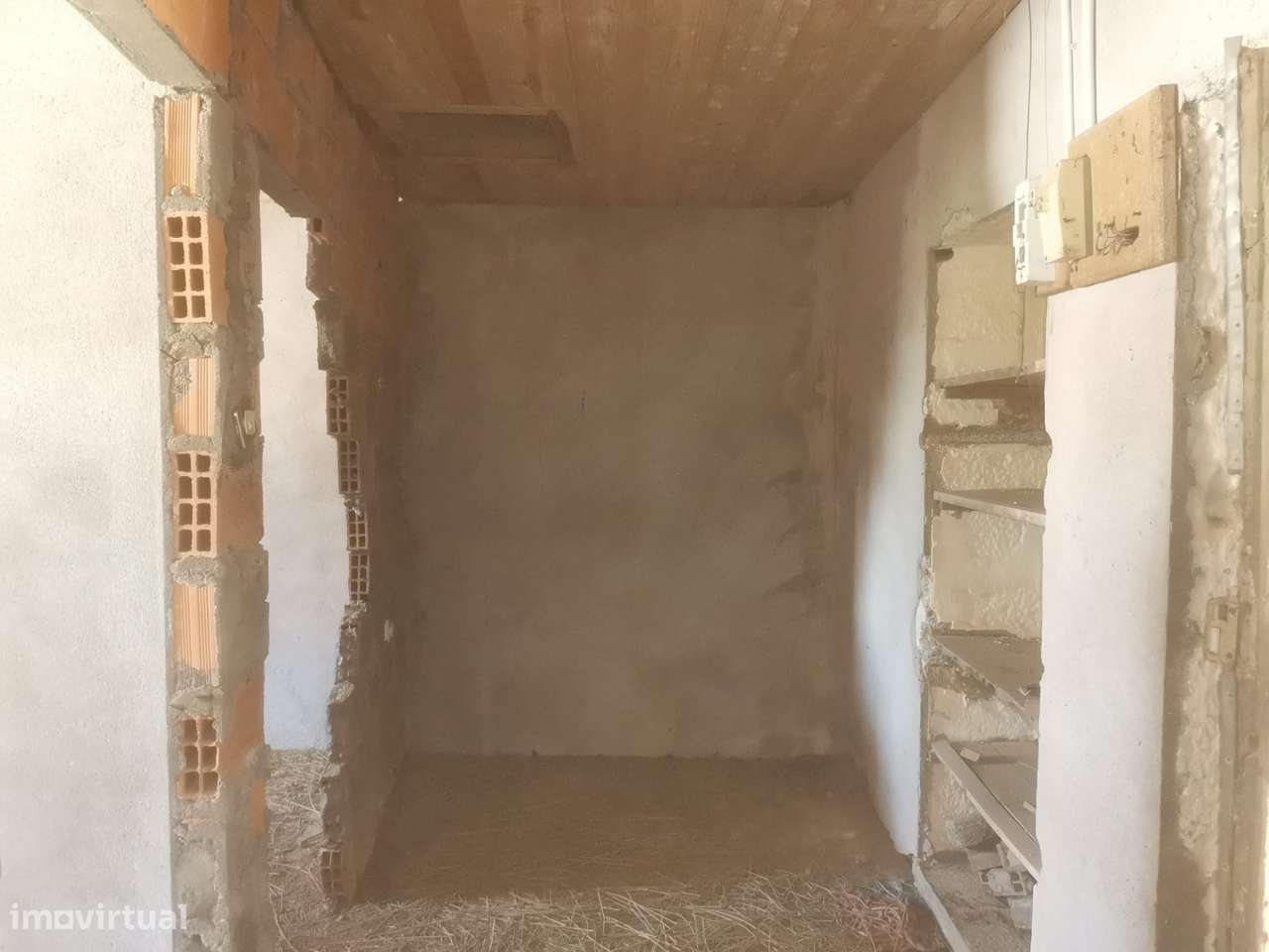 Casa para recuperar em Barqueiros, Mesão Frio-12