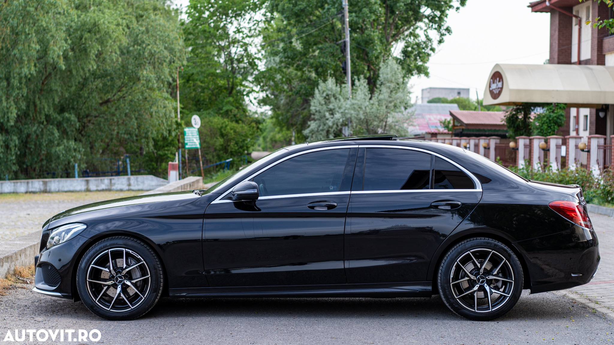 Mercedes-Benz C 220 d 4Matic 9G-TRONIC AMG Line - 5