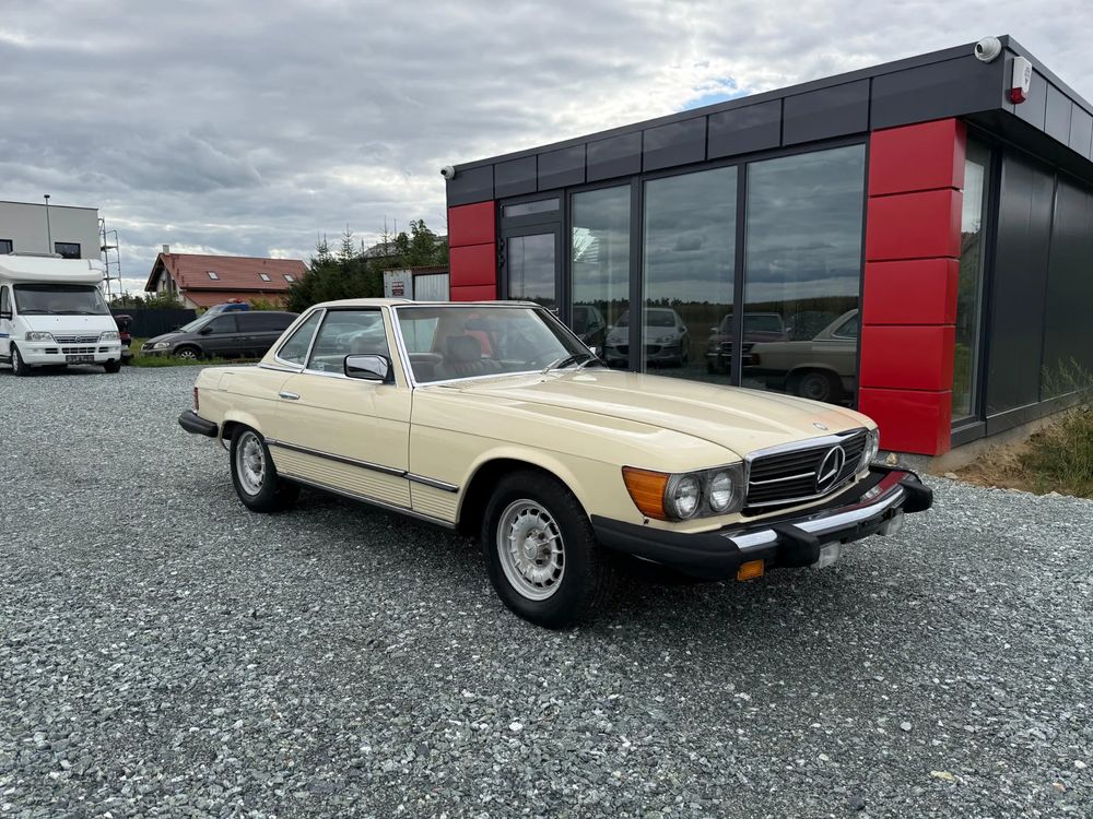 Mercedes-Benz SLC 1983