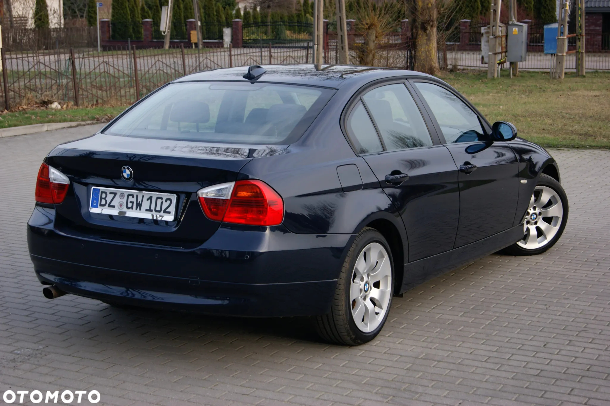 BMW Seria 3 318i - 13