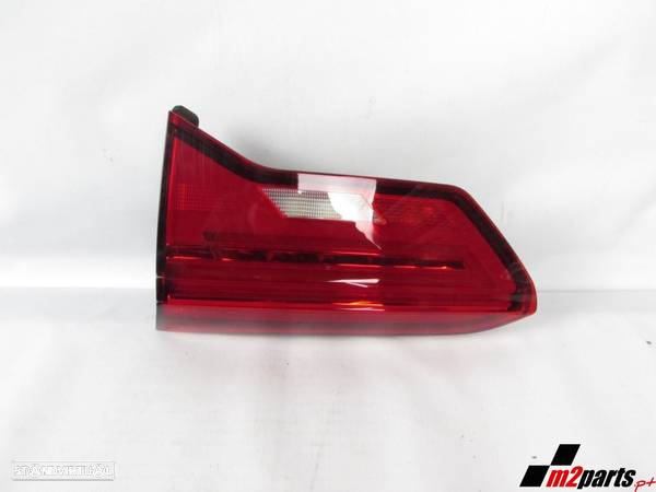 Farolim da mala em LED Direito Seminovo/ Original VW T-ROC (A11) 2GA945094 - 1