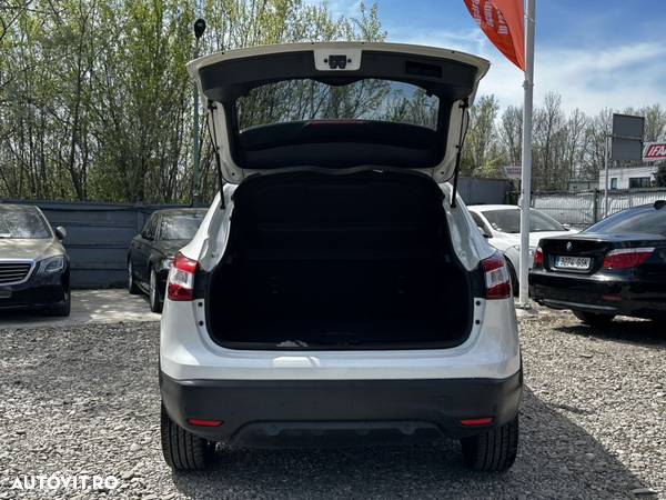 Nissan Qashqai 1.6 DCi Xtronic TEKNA+ - 31