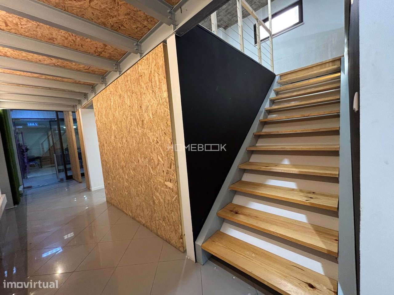 Loja à Venda no Multicentro de Entrecampos - Grande imagem: 4/13