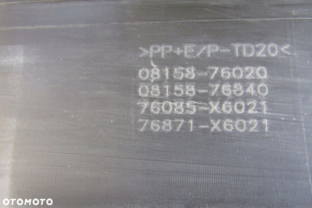 Spoiler dokładka zderzak tył LEXUS UX 250 18- - 8