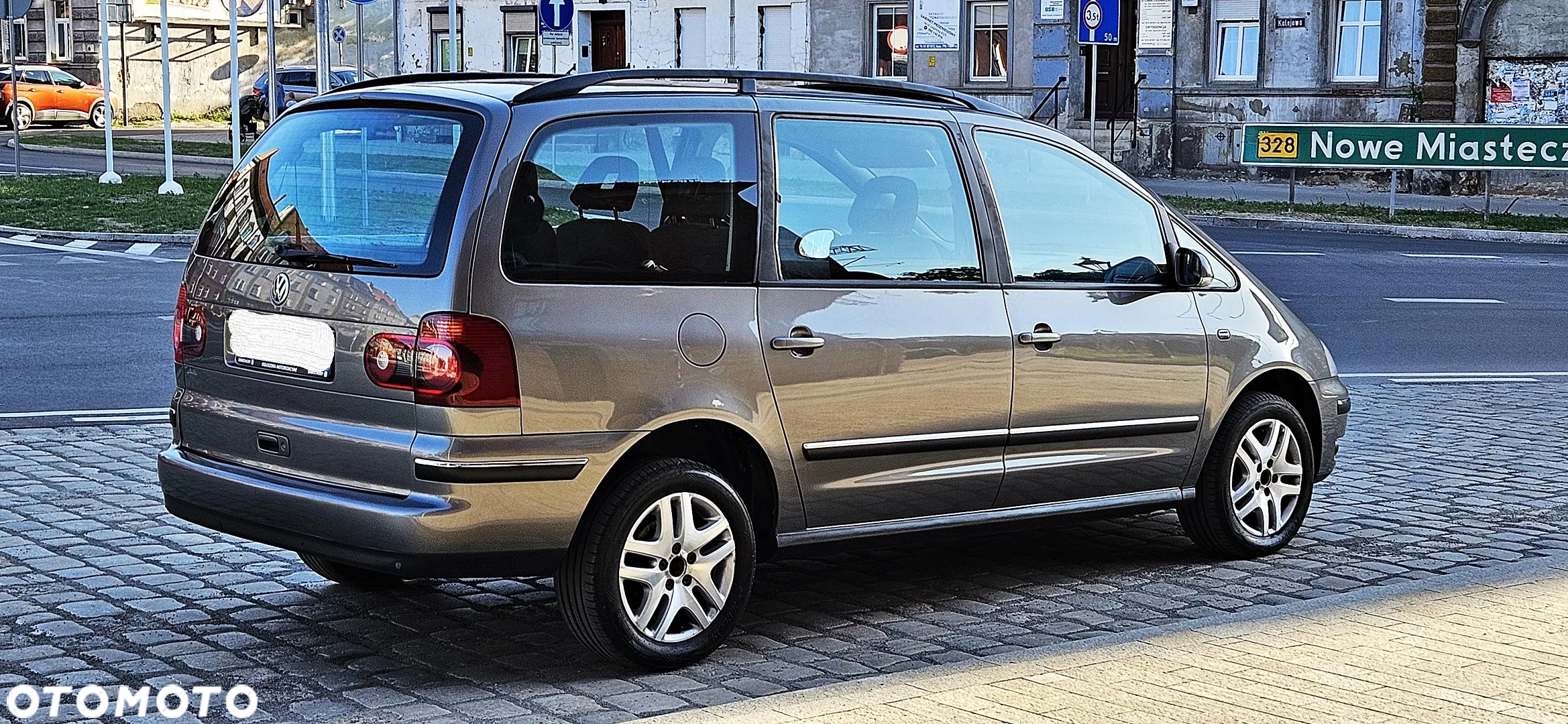 Volkswagen Sharan 2.0 TDI Comfortline - 10