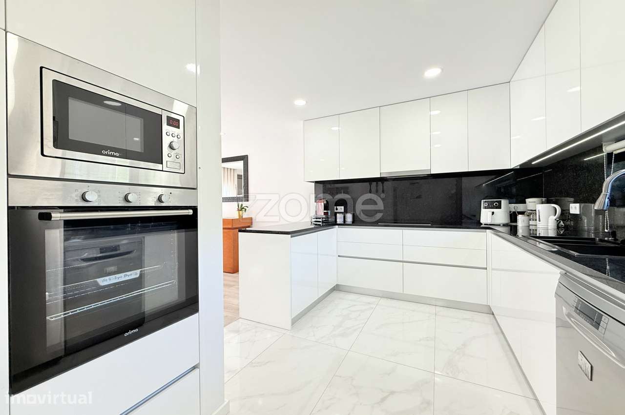 Moradia Geminada T4 Louro - Grande imagem: 3/25