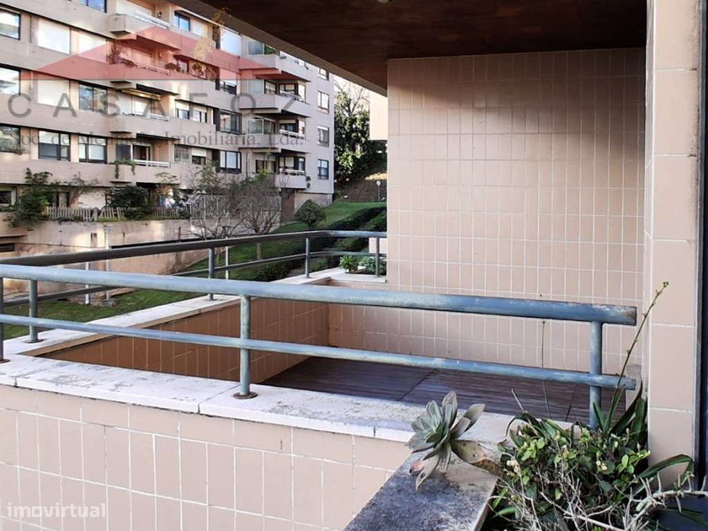 Quinta de Miramar - Arrendamento Apartamento T1 com fantásticas vis... - Grande imagem: 2/26