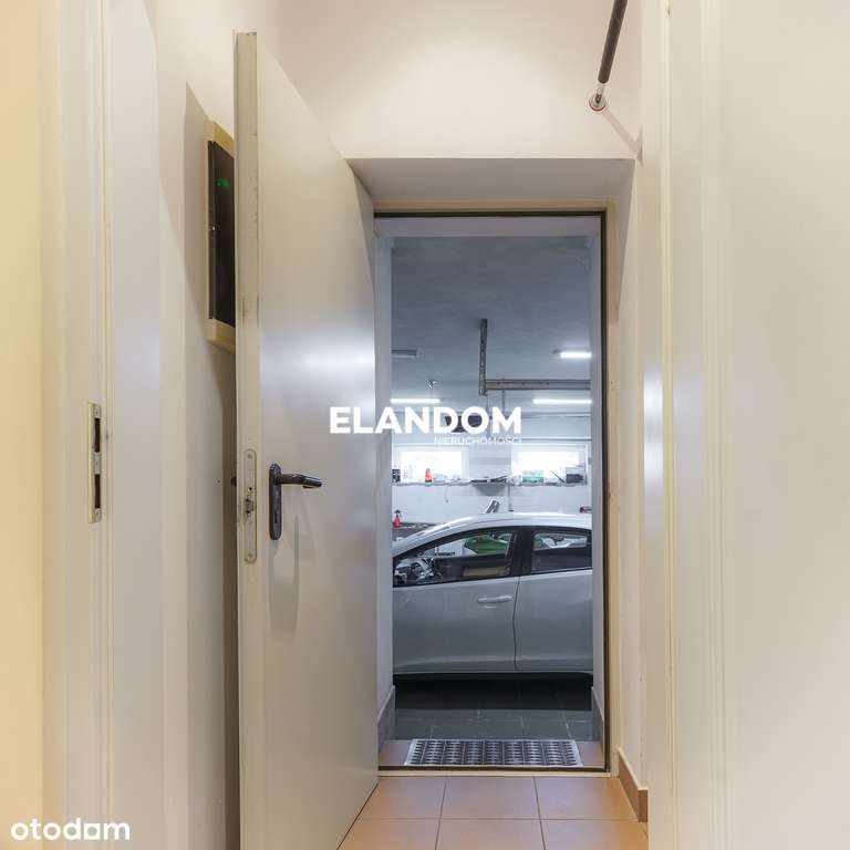 Duży dom z piękną działką 1365 m² blisko Centrum-11