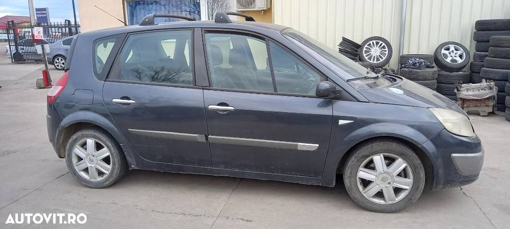 Dezmembram Renault Megane Scenic - 4