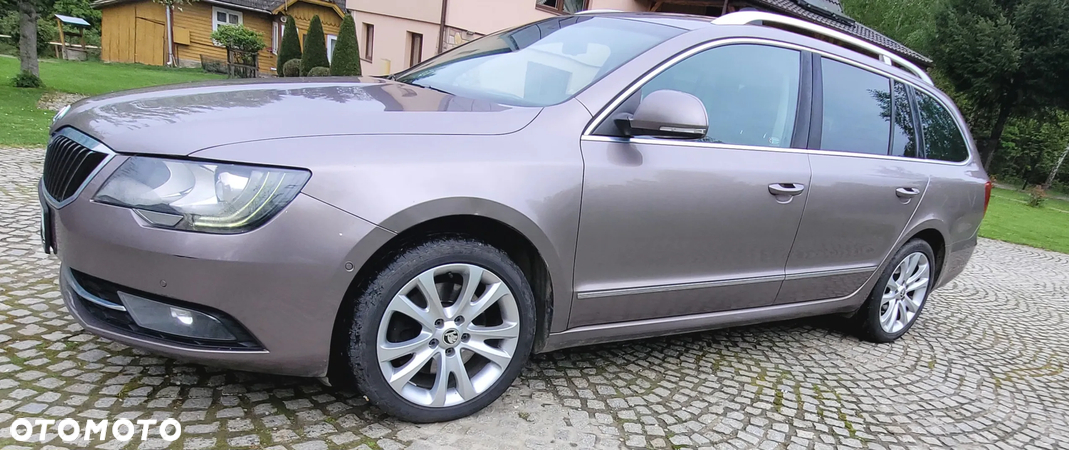 Skoda Superb 2.0 TDI Elegance DSG - 1