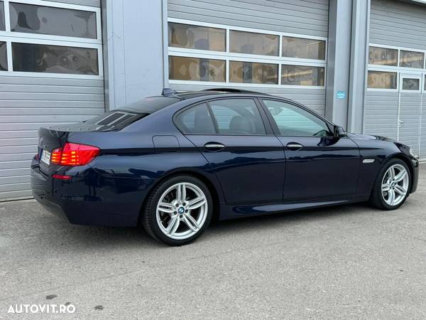 BMW Seria 5 520i Sport-Aut. - 16