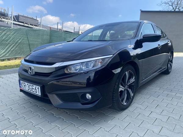 Honda Civic 1.5 i-VTEC Turbo CVT Elegance - 25