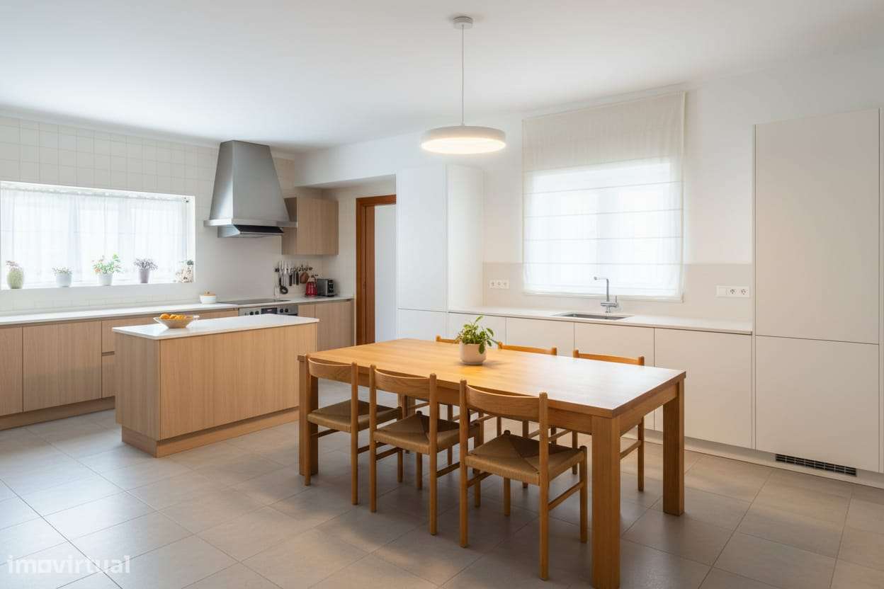 Moradia T7 no centro de Samora Correia-5