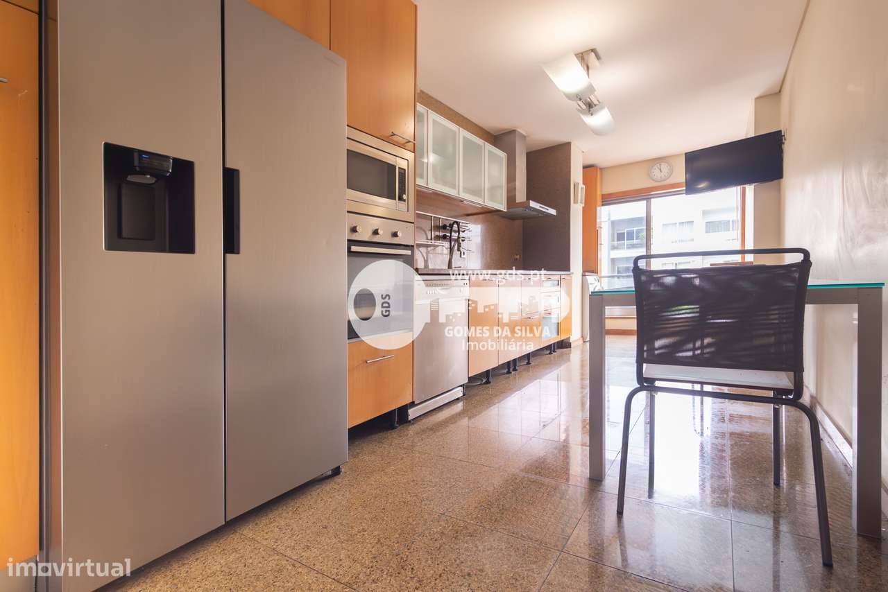 Apartamento T3 com excelentes áreas – Celeirós, Braga-10
