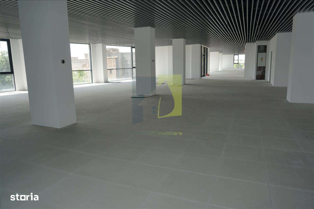 Spatii noi de birouri  comerciale in centrul orasului Craiova - Imagine principală: 3/20