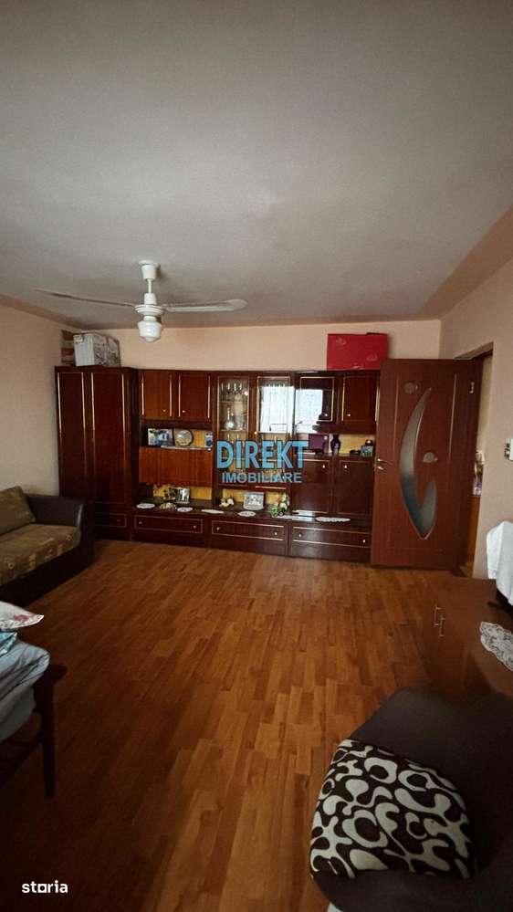 Apartament 2 camere decomandat-0