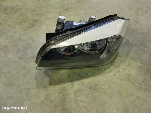 Farol Bmw X1 2011 - 1