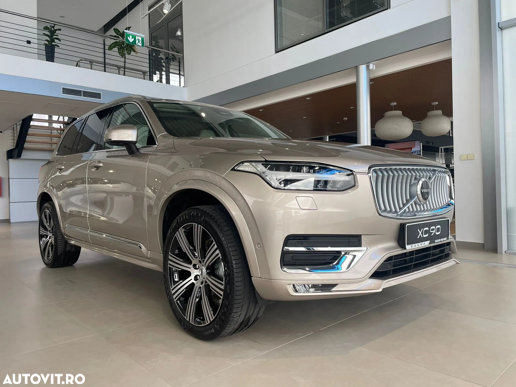 Volvo XC 90 B5 MHEV AWD 7 locuri Ultimate Bright - 4