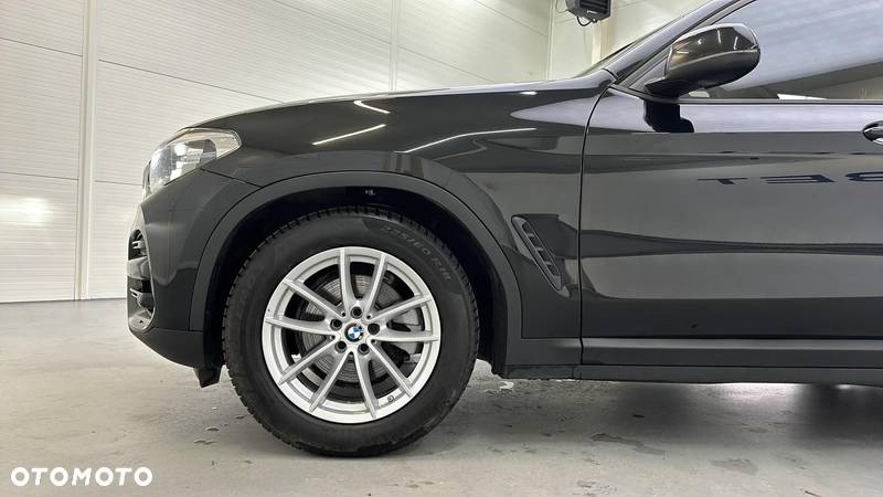 BMW X3 sDrive18d - 18