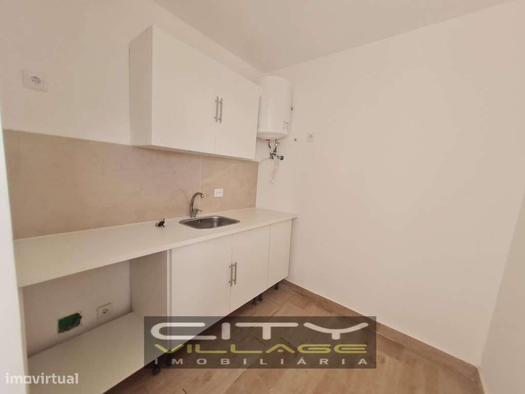 Prédio Centro Montijo-12