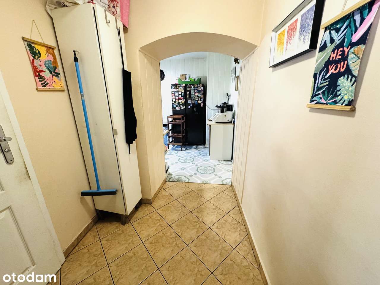 Przestronne mieszkanie z ogródkiem i garażem, Domanice, gm. Mietków-13