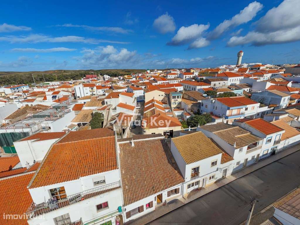 Moradia T3 com Duas Entradas - Vila do Bispo-22