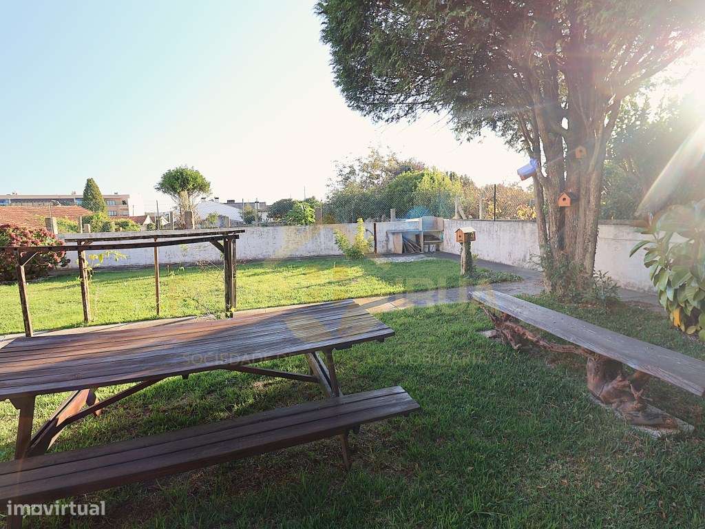 Apartamento T2 S. Félix da Marinha em condominio fechado-23