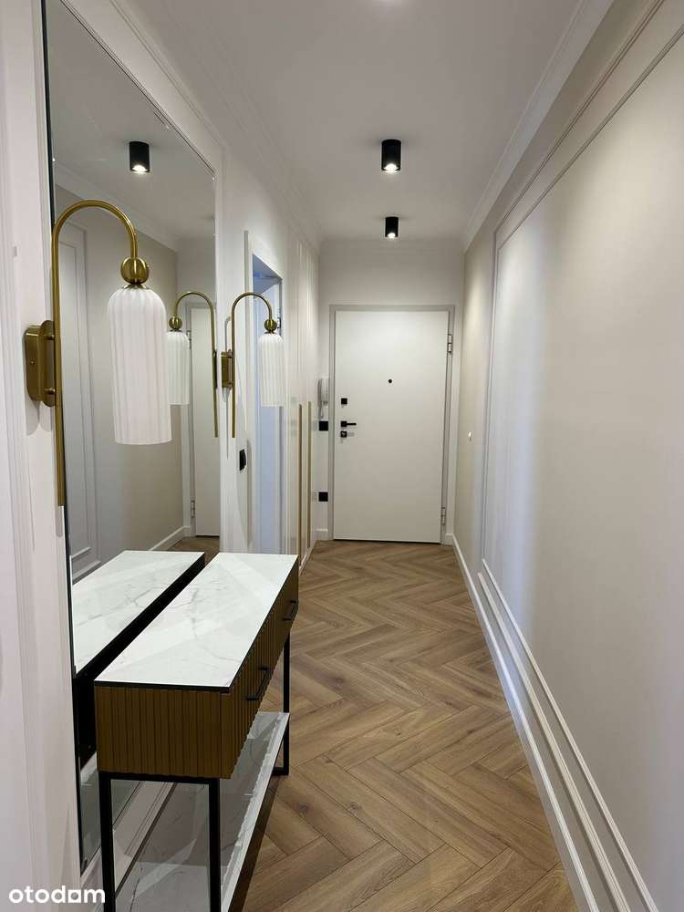 Przestronne, trzypokojowe mieszkanie z pięknym widokiem. Milionowa 8a-15