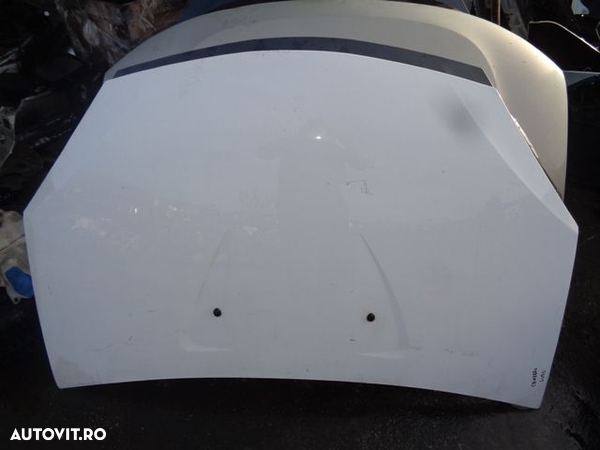Vand capota fata Dacia Sandero din 2004-2010 putin lovita se repara usor - 1